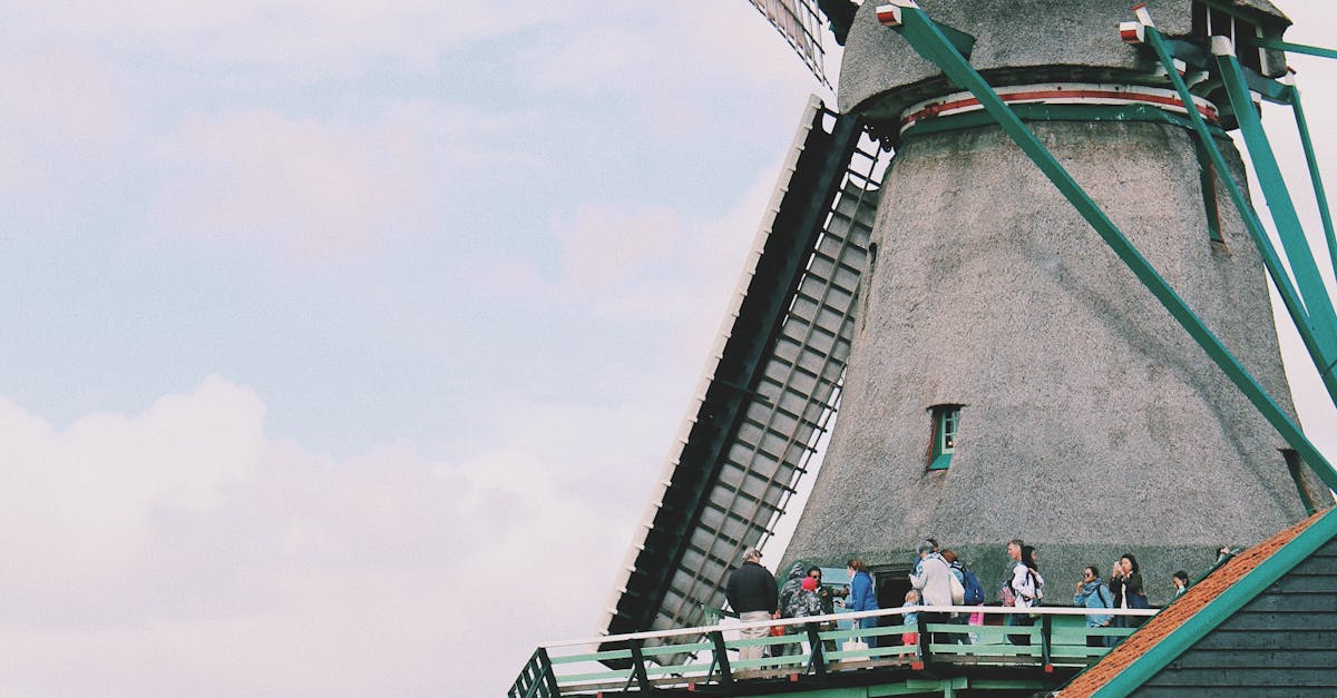 Effective Negotiation Skills in Dutch for the Workplace