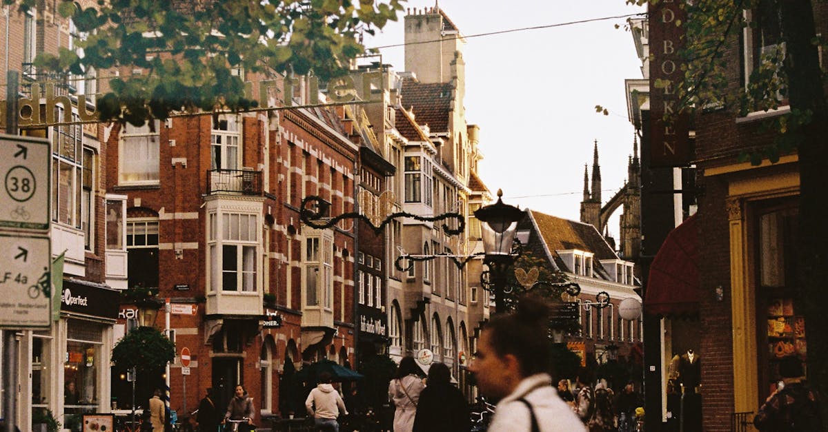 Leveraging Social Media for Engaging Dutch Language Practice